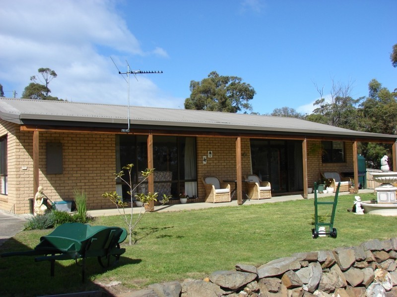 18 Greatbatch Drive, White Beach TAS 7184