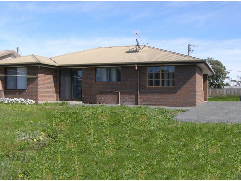 2 Carlton Beach Road, Dodges Ferry TAS 7173