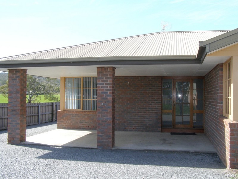 2 Carlton Beach Road, Dodges Ferry TAS 7173