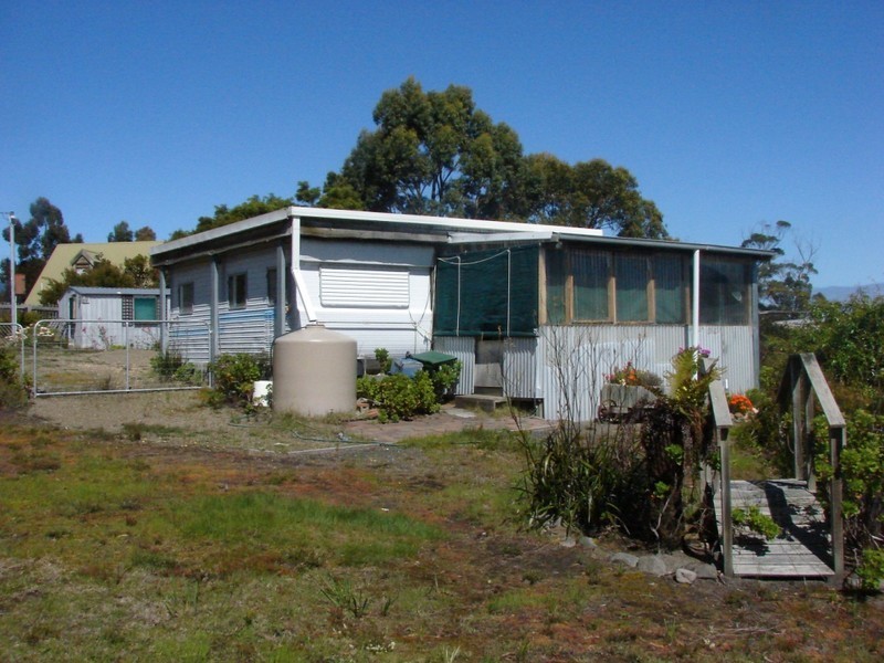 16 Skeggs avenue, White Beach TAS 7184