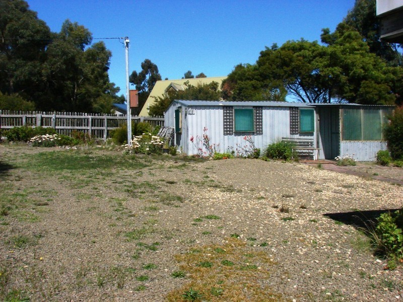 16 Skeggs avenue, White Beach TAS 7184