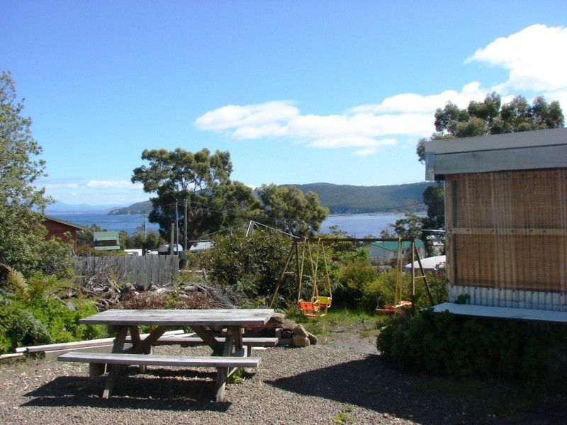 16 Skeggs avenue, White Beach TAS 7184