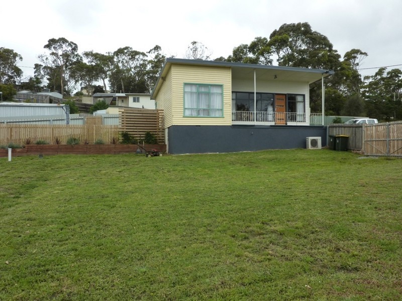 18 Lateena Street, Dodges Ferry TAS 7173