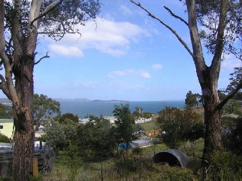 5 Oak Street, Primrose Sands TAS 7173