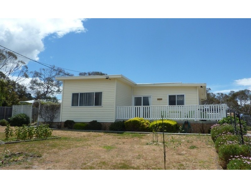 208 Carlton Beach Road, Dodges Ferry TAS 7173