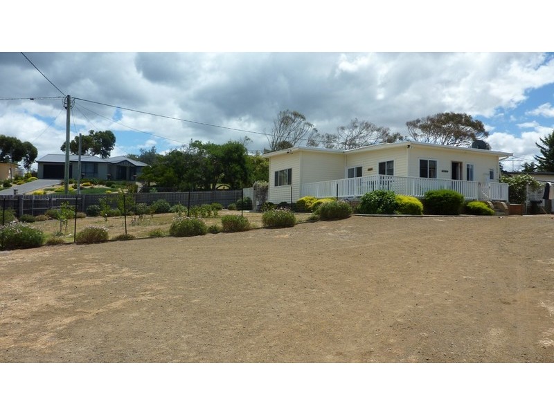 208 Carlton Beach Road, Dodges Ferry TAS 7173