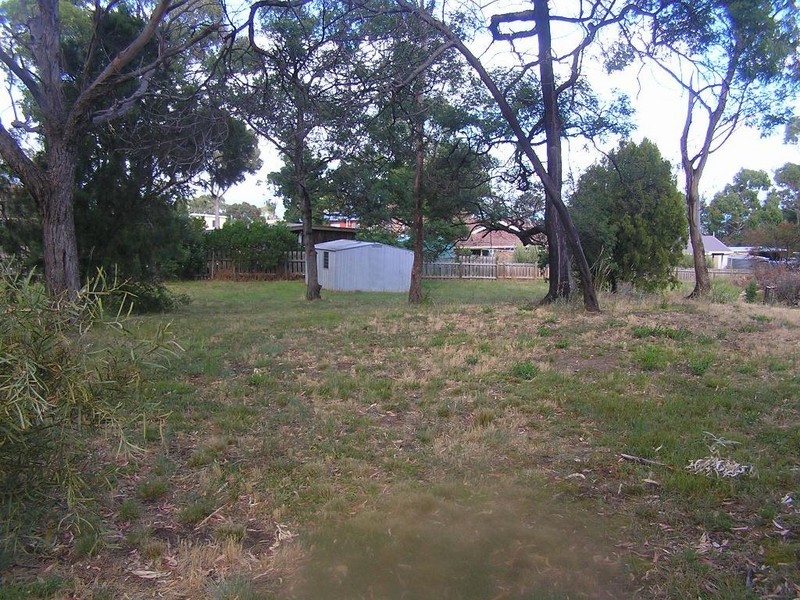 2-4 EASTLAUGH STREET (off North Street), Dodges Ferry TAS 7173