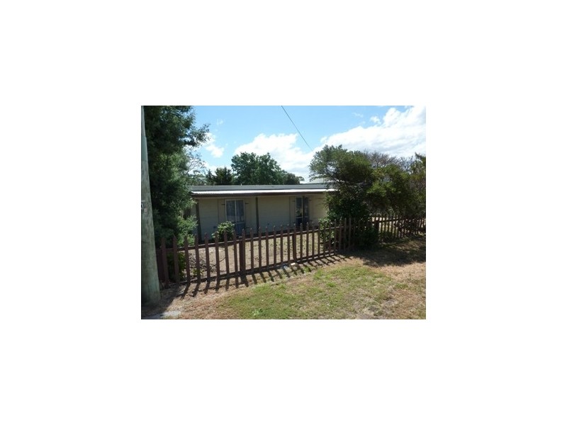 14 Tenth Avenue, Dodges Ferry TAS 7173