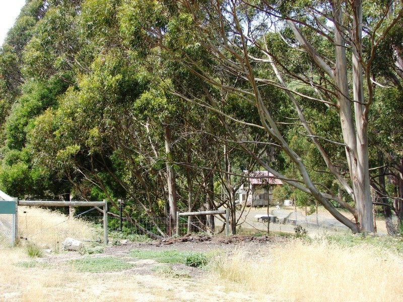 760 Roaring Beach Road, Nubeena TAS 7184