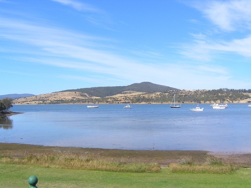 99 Arthur Highway, Dunalley TAS 7177