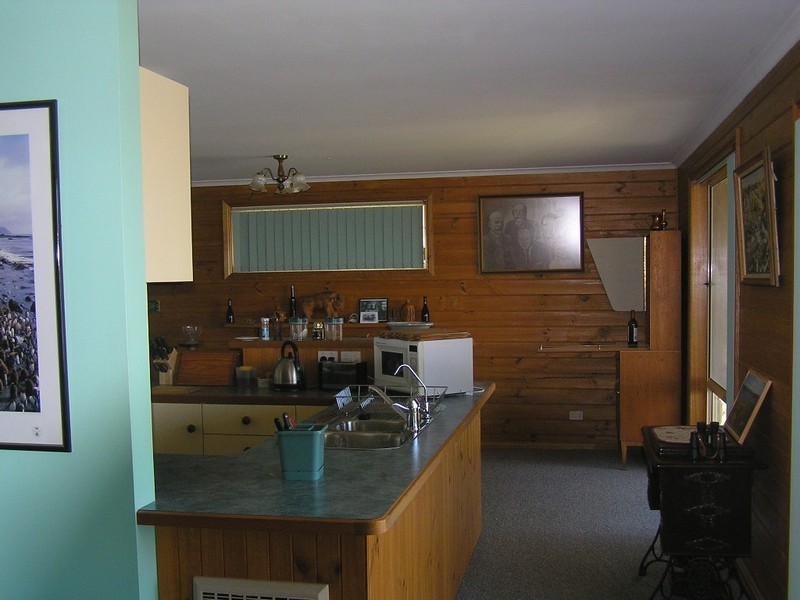 99 Arthur Highway, Dunalley TAS 7177