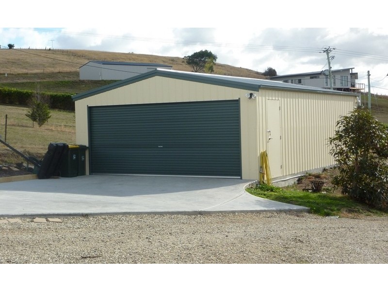10 Lakeland Drive, Forcett TAS 7173