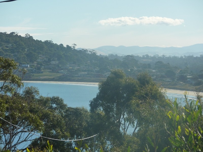 8 ERICA ROAD, Primrose Sands TAS 7173