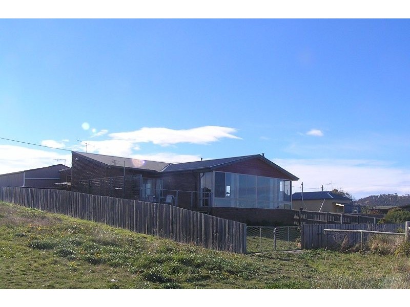 11 Petrel Street, Primrose Sands TAS 7173