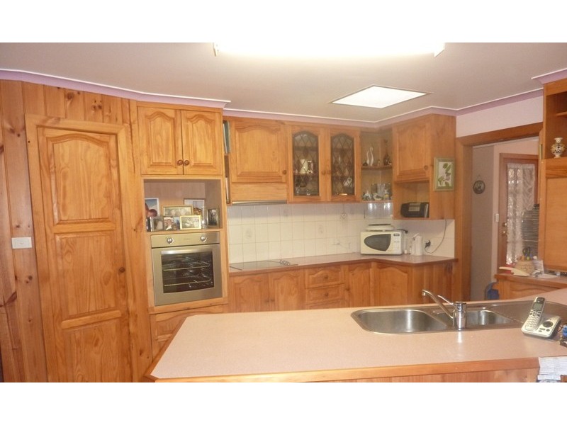 2 Fern Close, Dodges Ferry TAS 7173