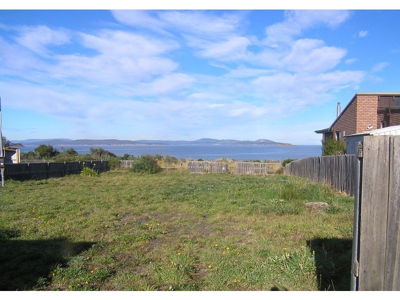 13 Petrel Street, Primrose Sands TAS 7173
