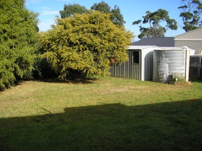 4 LOOP STREET, Carlton TAS 7173