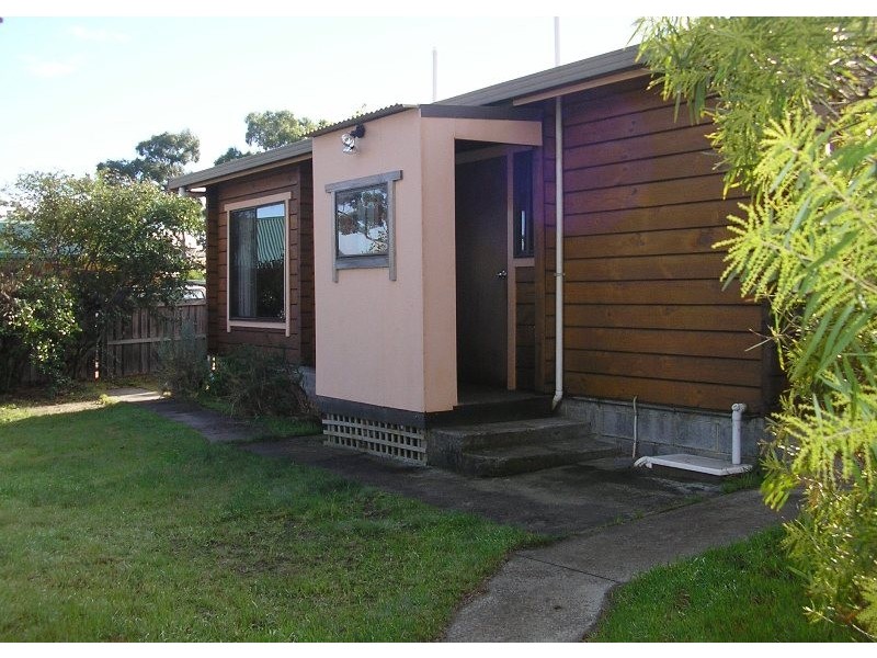 4 LOOP STREET, Carlton TAS 7173