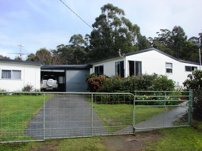 100 Old Jetty road, Eaglehawk Neck TAS 7179