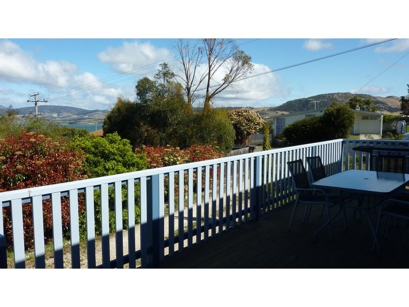 1  Bay Road, Midway Point TAS 7171