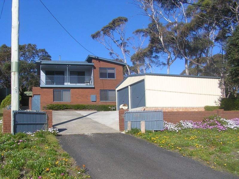 562 Primrose Sands Road, Primrose Sands TAS 7173