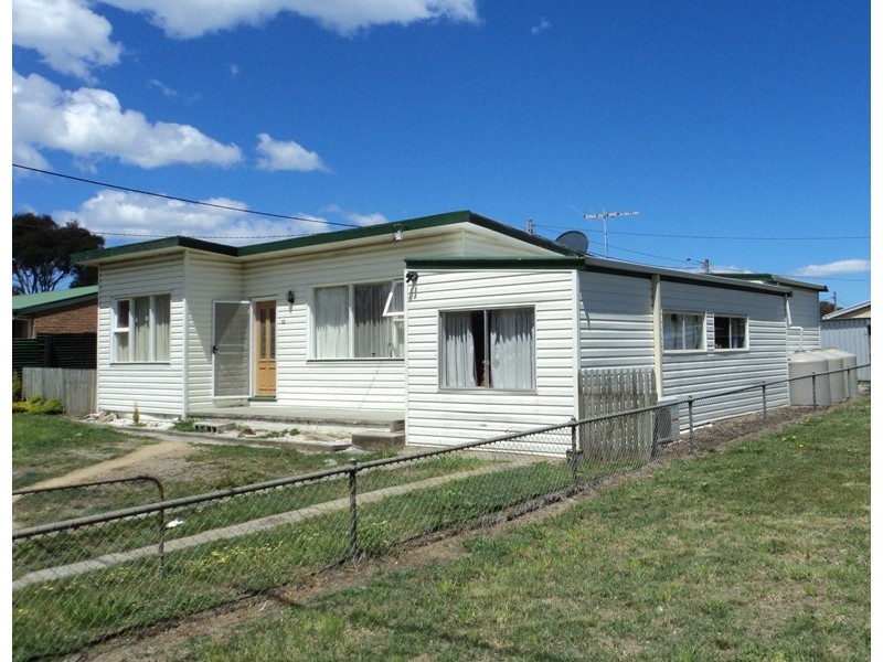 32 Tamarix Road, Primrose Sands TAS 7173