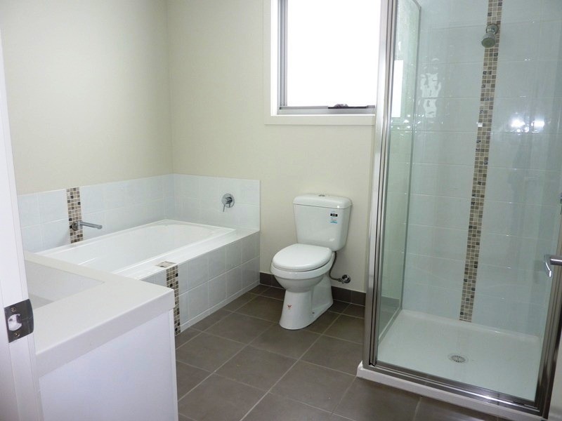 Unit 2-33 Pennington Drive, Sorell TAS 7172