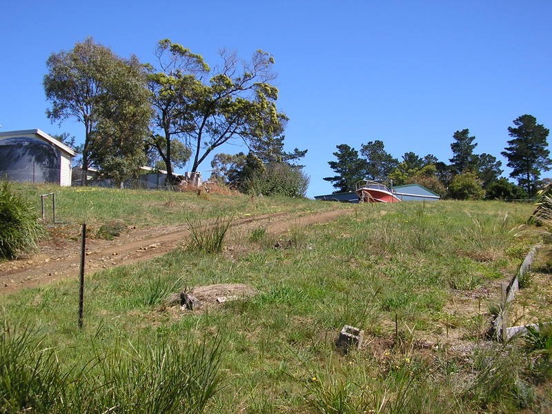 2 Pitt Street, Dodges Ferry TAS 7173