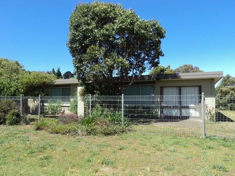 2 GREBE STREET, Primrose Sands TAS 7173
