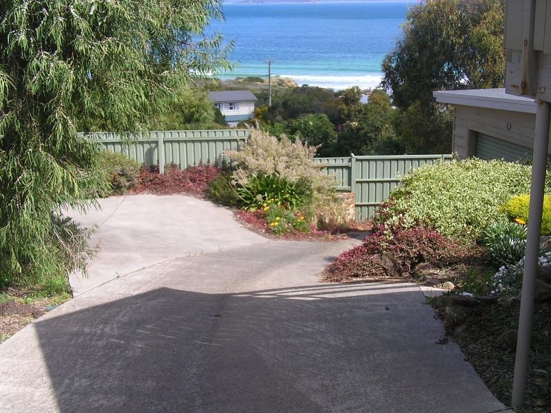 6 East Street, Dodges Ferry TAS 7173