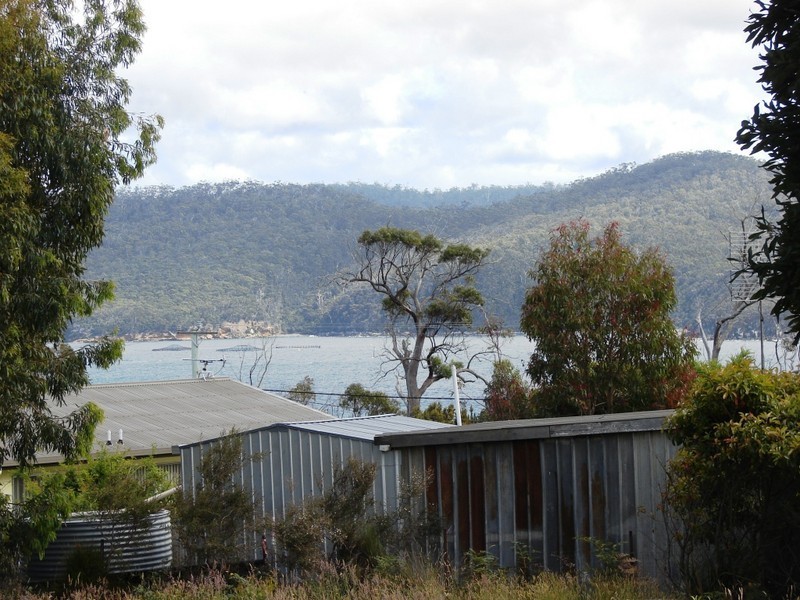 4 Skeggs Avenue, White Beach TAS 7184