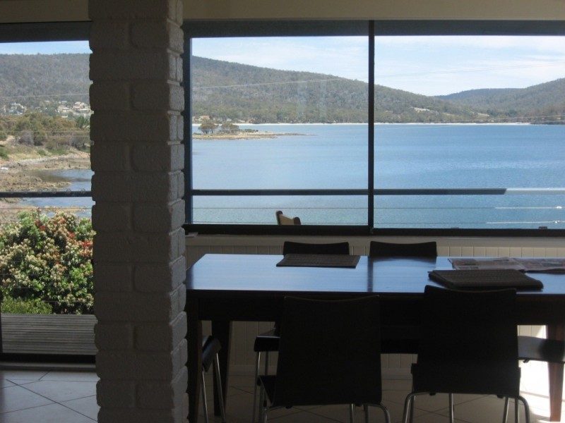 148 Apex Point Road, White Beach TAS 7184