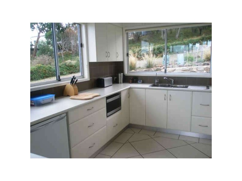 148 Apex Point Road, White Beach TAS 7184