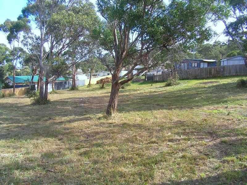 27 Gully Road, Dodges Ferry TAS 7173