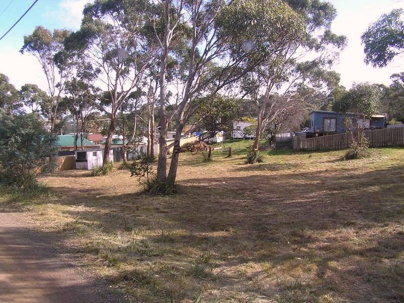 27 Gully Road, Dodges Ferry TAS 7173