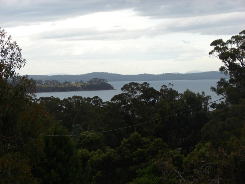 15 Coolstore Road, Premaydena TAS 7185