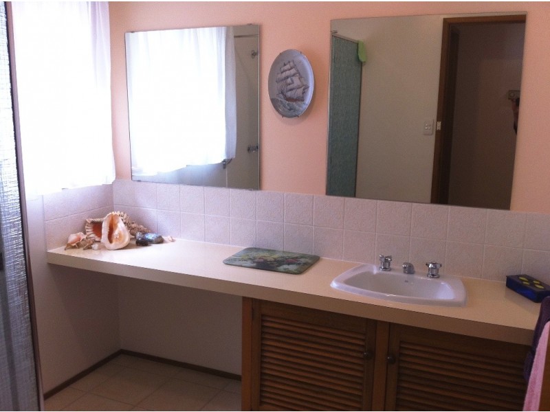 27 Hoffman Street, Midway Point TAS 7171