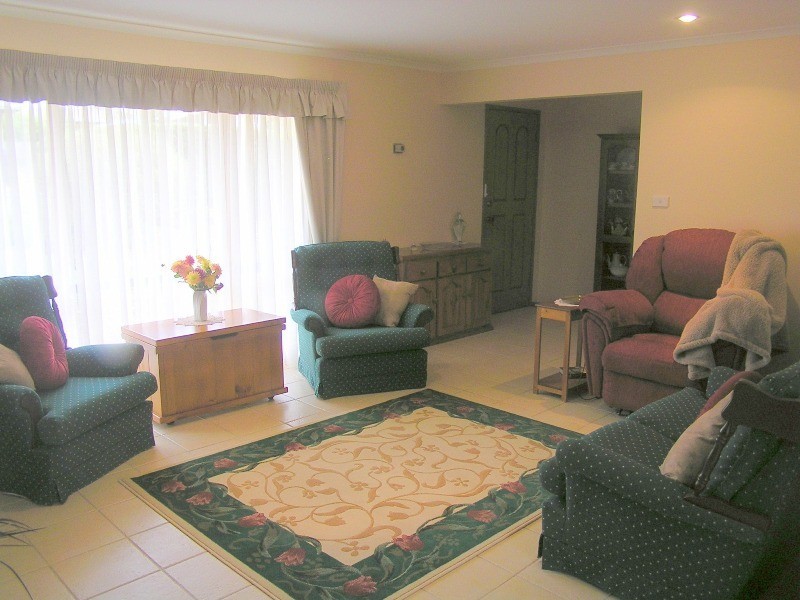 27 Hoffman Street, Midway Point TAS 7171