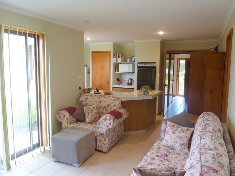 27 Hoffman Street, Midway Point TAS 7171