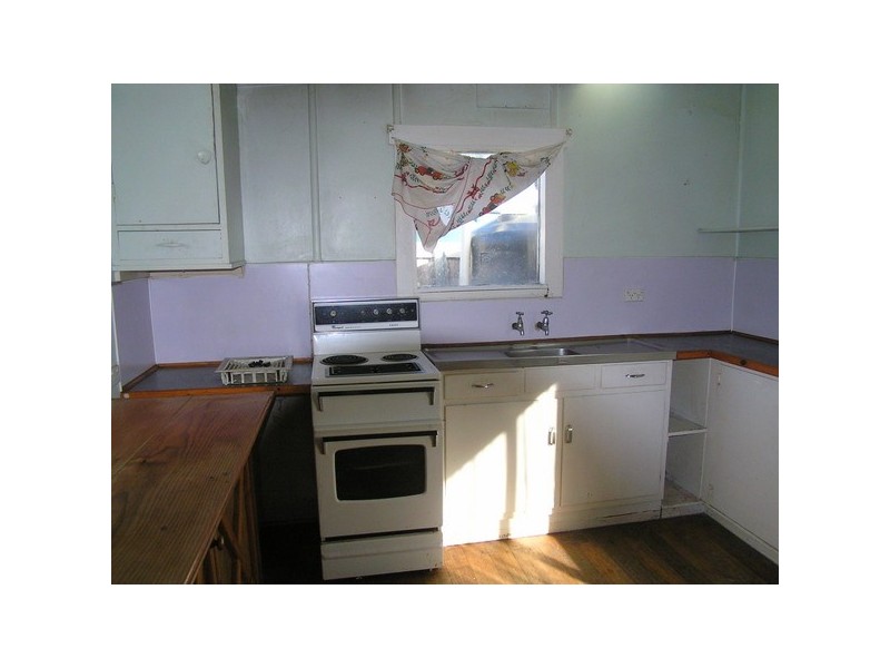 10 Fourth Avenue, Dodges Ferry TAS 7173