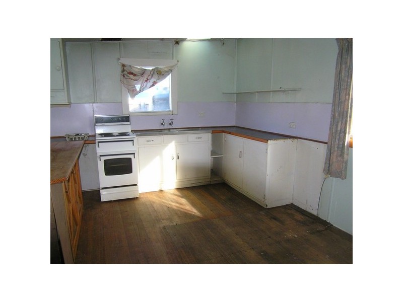 10 Fourth Avenue, Dodges Ferry TAS 7173