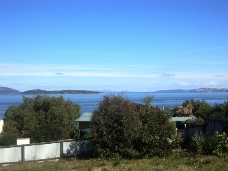 68 Linden Road, Primrose Sands TAS 7173