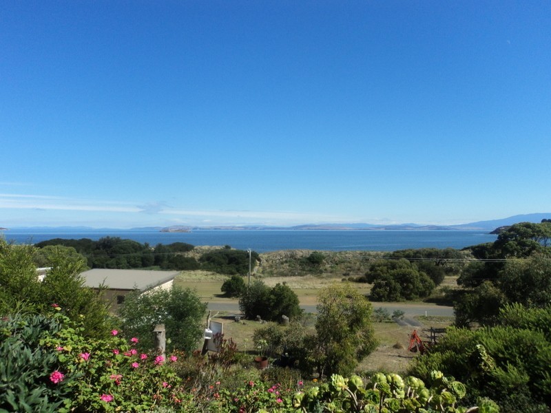 27 Myrica Street, Primrose Sands TAS 7173