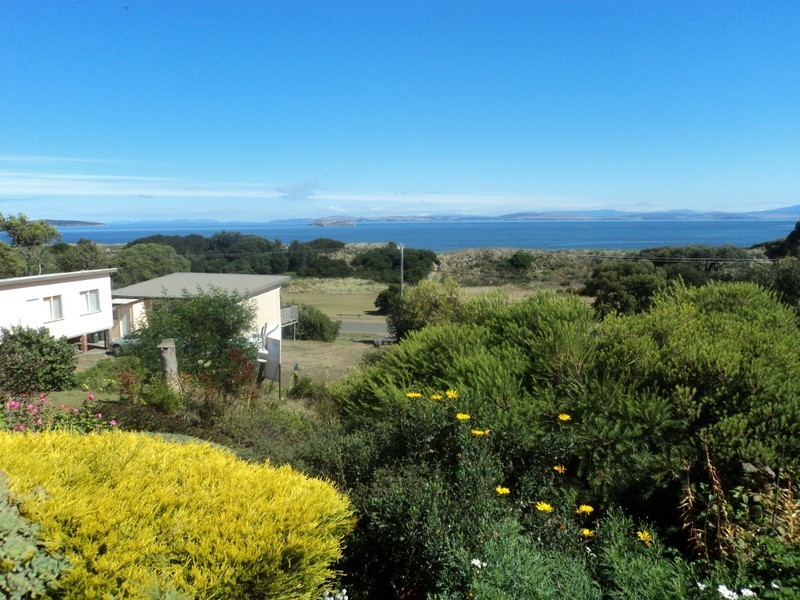 27 Myrica Street, Primrose Sands TAS 7173