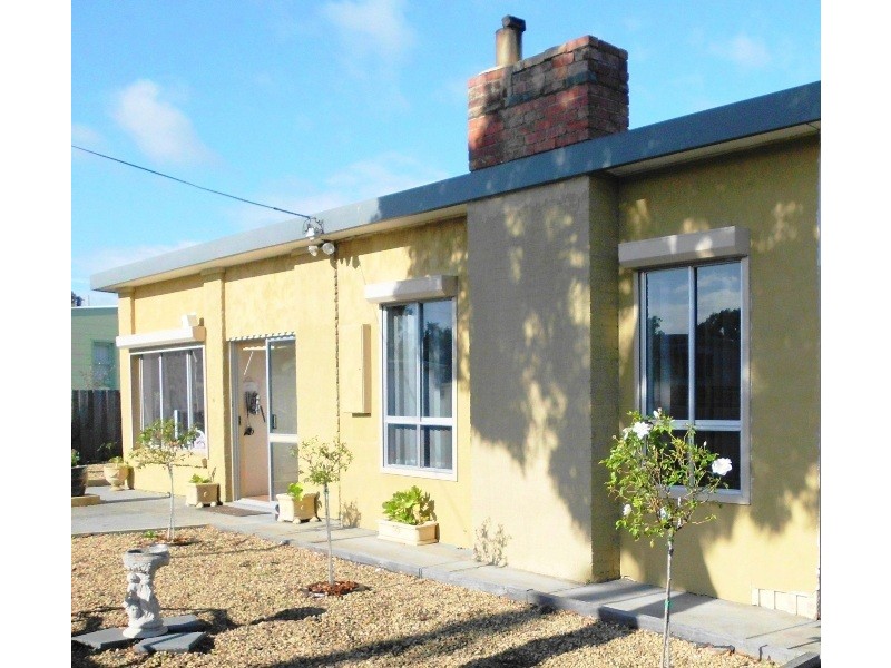 6 Webb Street, Dodges Ferry TAS 7173