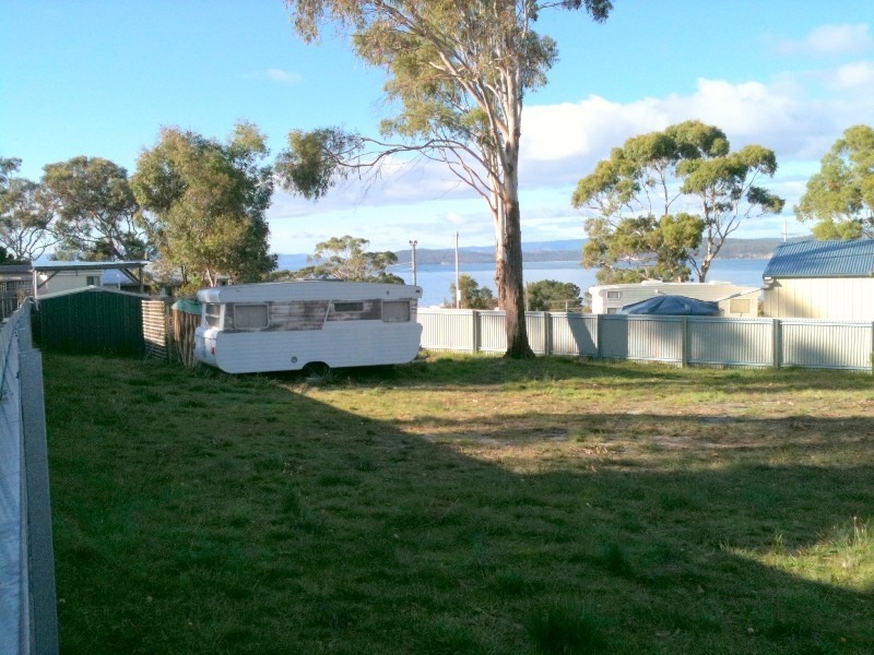 10 Oak Street, Primrose Sands TAS 7173