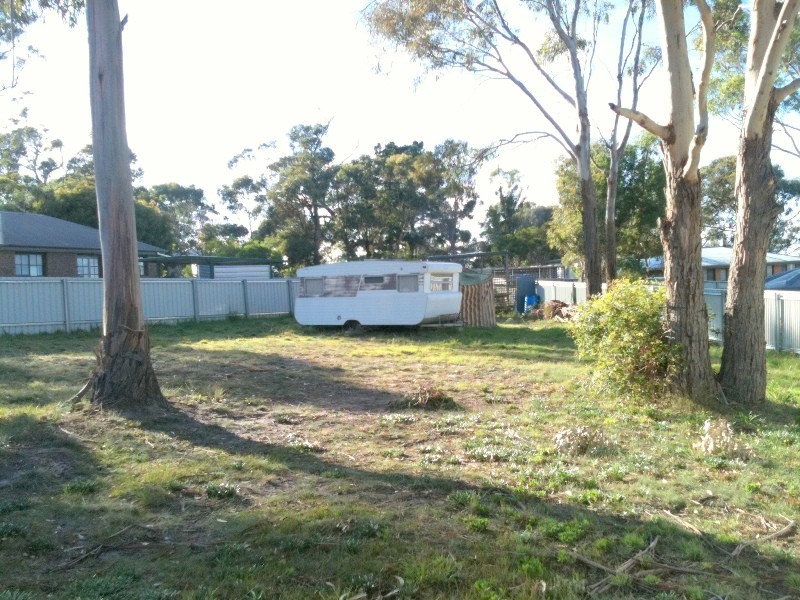 10 Oak Street, Primrose Sands TAS 7173