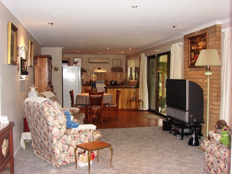 18 Greatbatch, White Beach TAS 7184