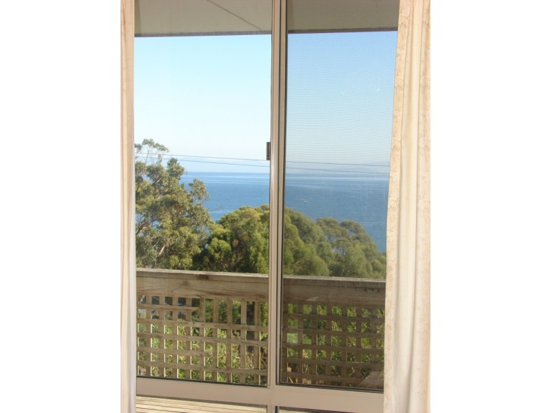 57 Lagoon rd, White Beach TAS 7184