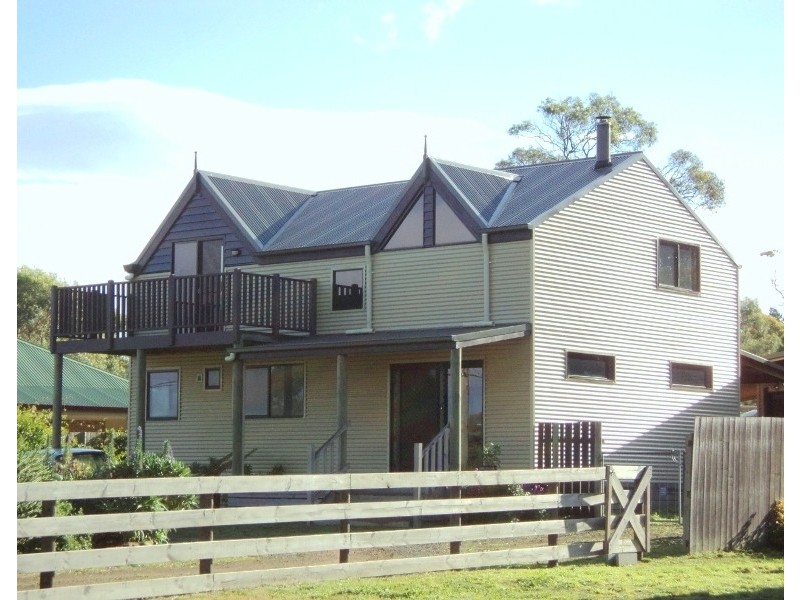 14 Lloyd Street, Carlton TAS 7173